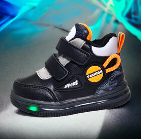 Anatomske sportske patike